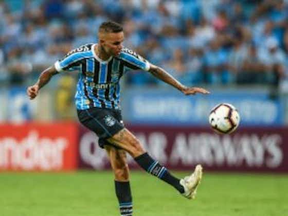 Article image:Corinthians director confirms future talks with Grêmio over Luan