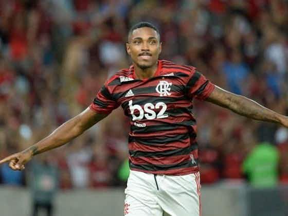 Article image:Flamengo reject offer from Orlando City for Vitinho