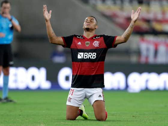 Article image:Flamengo's Natan denies outburst but apologises for red card incident