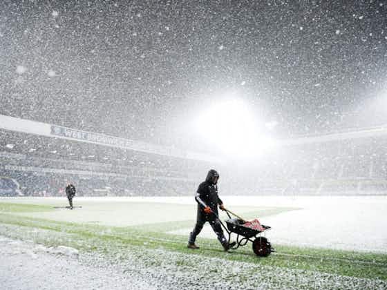 Article image:❄️ Turkish nightmare as Sivasspor wear WHITE during heavy snowstorm