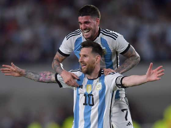 Article image:🎥 Argentina's welcome home has Messi in tears before perfect free-kick
