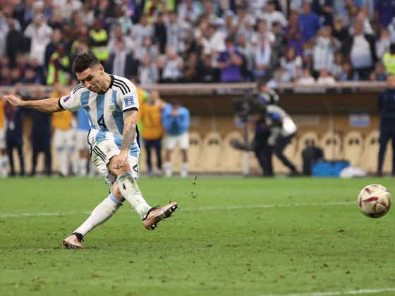 Article image:Nottingham Forest complete signing of Argentina's World Cup winner