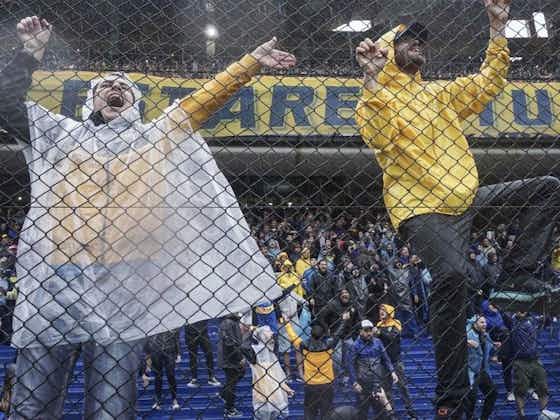 Artikelbild:🎥 Trotz Spielabbruch: So feiern die Boca-Fans im Bombonera-Regen