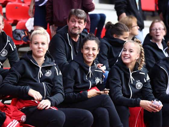 Artikelbild:#NEDJPN: DFB-Damen beobachten forsche erste Halbzeit