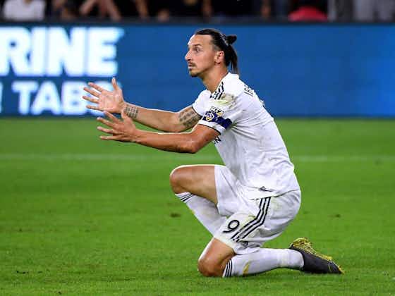 Artikelbild:🎥 Zoff mit Fans: Ibrahimović mit obszöner Geste nach Playoff-Aus