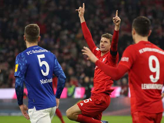 Artikelbild:Bayern vermöbelt Schalke und ist nun erster Verfolger von Leipzig