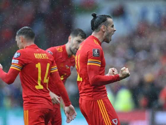 Artikelbild:Erst Ritterorden, nun Assist: Wales führt im WM-Quali-Spiel dank Sir Bale