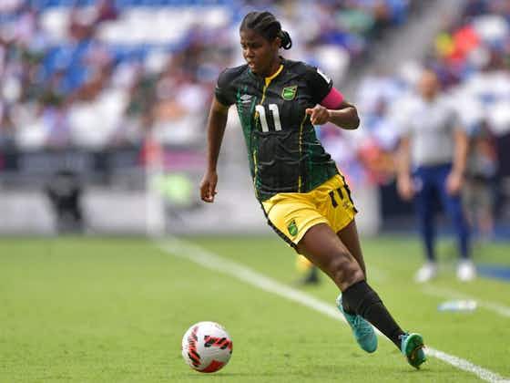 Artikelbild:WM-Stars im Fokus: Jamaikas "Bunny" muss auf und neben dem Platz kämpfen