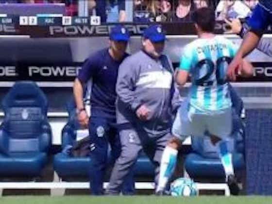 Imagen del artículo:⚡ El caño de Maradona a Darío Cvitanich