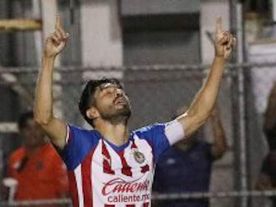 Imagen del artículo:📝 Oribe Peralta resuscita y encamina a Chivas al triunfo
