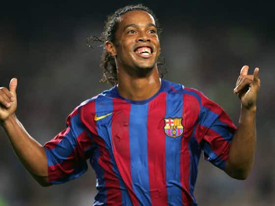 Imagen del artículo:🎥Los mejores goles de Ronaldinho con el Barcelona... ¡de nada!