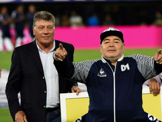 Imagen del artículo:🚨ÚLTIMA HORA: Maradona extiende su contrato con Gimnasia