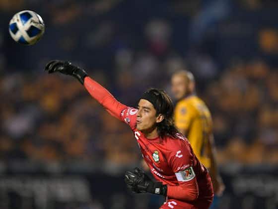 Imagen del artículo:🎥 Atajadón de Acevedo impide el gol de Tigres