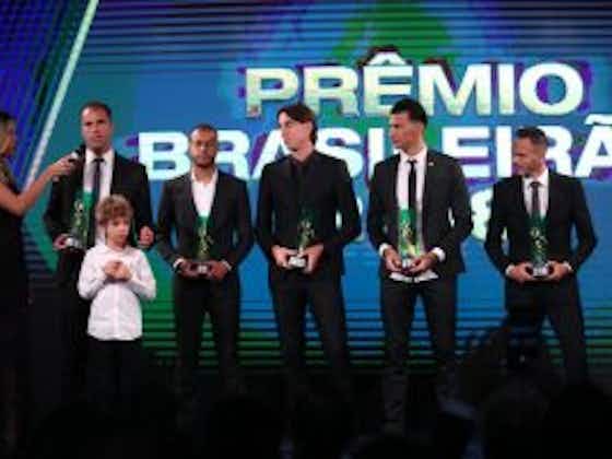 Imagem do artigo:Palmeiras e Inter dominam seleção do Prêmio Brasileirão 2018