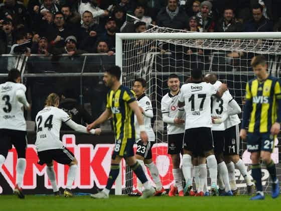 Imagem do artigo:Besiktas leva três gols em 12 minutos do Fenerbahçe em jogo alucinante