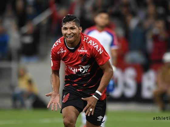 Imagem do artigo:Com gol de Rony, Athletico-PR vence Bahia na Arena da Baixada