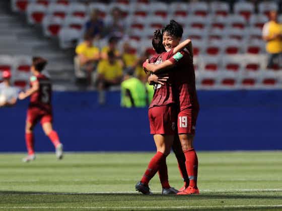 Imagem do artigo:🎥 Dirigente da seleção tailandesa se emociona e chora com gol