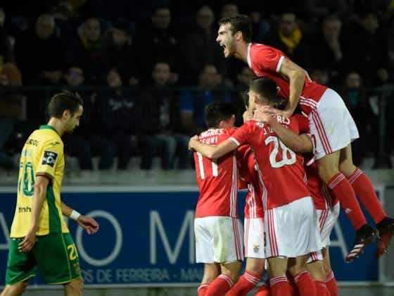 Imagem do artigo:Benfica vence e abre dez pontos de vantagem na liderança