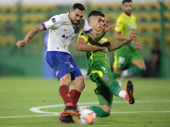 Imagem do artigo:Bahia luta, mas Rossi dá vexame e Tricolor cai na Sul-Americana