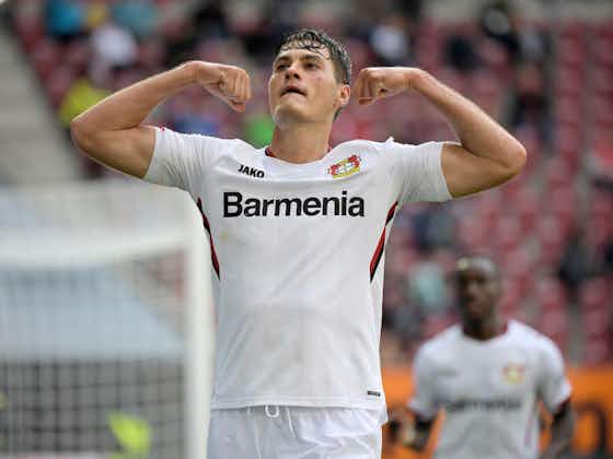 Imagem do artigo:📹 Brazuca marca gol contra bizarro, e Leverkusen vence