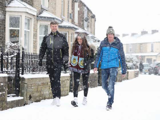 Imagem do artigo:🥶 Neve intensa adia jogo da Premier League; veja imagens