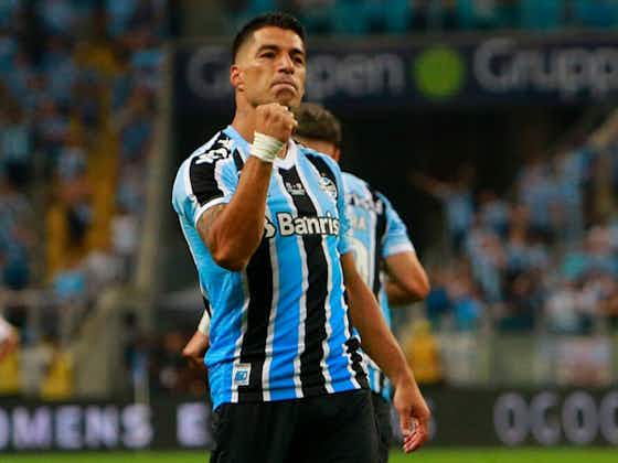 Imagem do artigo:🎥 Suárez brilha, marca gol 600 da Arena e lidera vitória do Grêmio