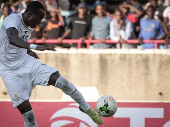 Imagem do artigo:⚫ Ex-jogador da seleção de Gana morre durante jogo na Albânia