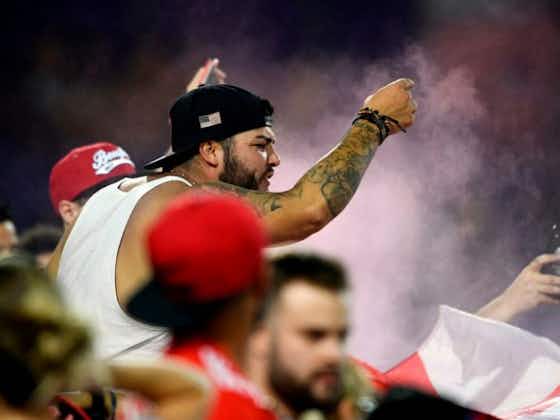 Image de l'article :📸Les fans de Benfica enragent contre Pizzi et le coach 😡