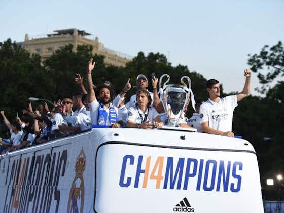 Image de l'article :📸 Le Real Madrid présente son maillot away
