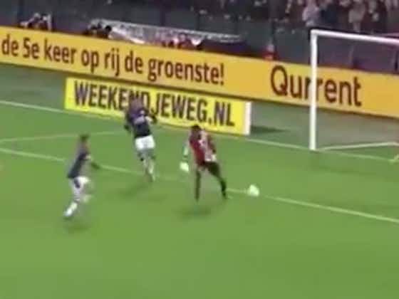 Immagine dell'articolo:🎥 I tifosi del Feyenoord copiano il Frosinone: due palloni in campo