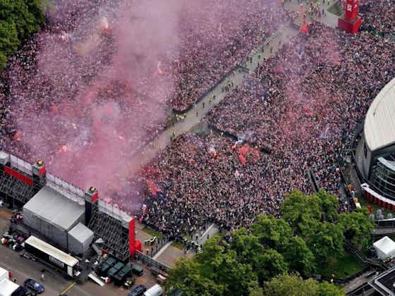 Immagine dell'articolo:🎥 Ajax, in 100.000 in piazza ad Amsterdam per la festa scudetto