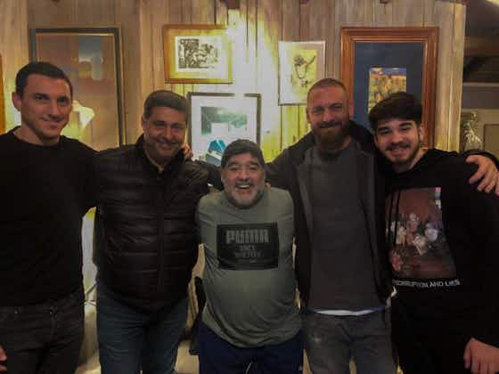 Immagine dell'articolo:📸 De Rossi incontra Maradona a Buenos Aires: un momento storico