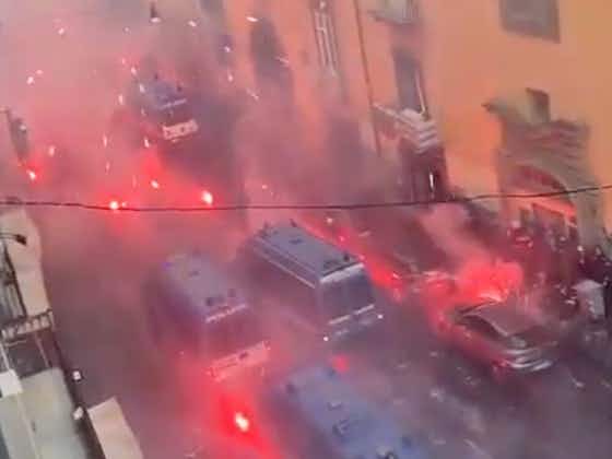 Immagine dell'articolo:🚨 Napoli, scontri fra la Polizia e i tifosi dell'Eintracht: i dettagli