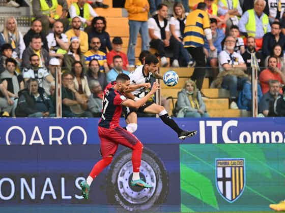 Immagine dell'articolo:🎥 Parma, due traverse in un tiro! In finale col Bari ci va il Cagliari