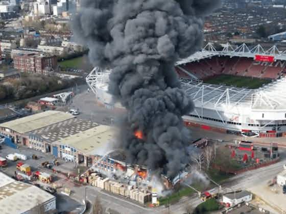 Immagine dell'articolo:🎥Paura a Southampton, incendio vicino lo stadio: rinviata la partita