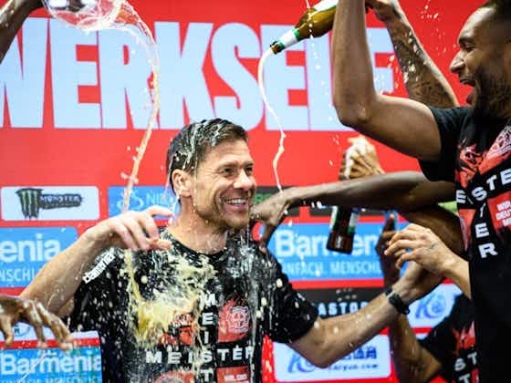 Immagine dell'articolo:🎥 Leverkusen, che festa: docce di birra a Xabi Alonso 🍻 e Boniface dj