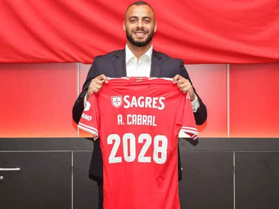 Artikelbild:Ex-FCB-Torjäger Cabral hat bei Benfica unterschrieben