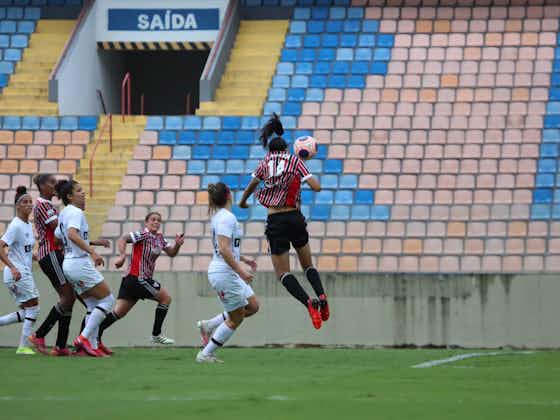 Imagem do artigo:Lauren Leal comemora seu primeiro gol como profissional do São Paulo