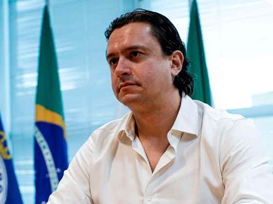 Imagem do artigo:Empresários teriam negado novo empréstimo ao Cruzeiro, após pedido de Sérgio Rodrigues, diz jornalista