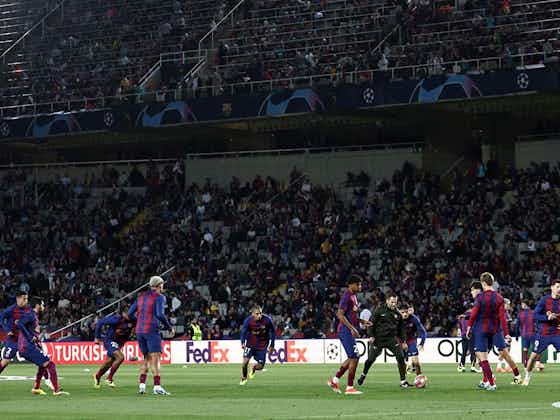 Artikelbild:La afición del FC Barcelona demostró su fe total en el equipo pese a la eliminación en Champions