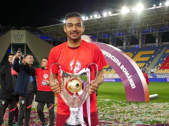 Imagem do artigo:Soares comemora conquista da Supercopa da Romênia e projeta disputa por mais um título