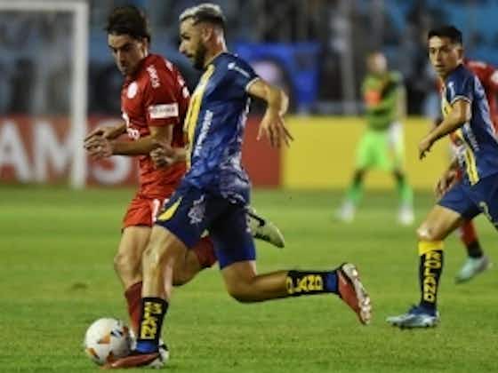 Imagen del artículo:¡LA BRAVURA DEL MAR! Delfín SC peleó hasta el último para salvar un punto en la Sudamericana (VIDEO)