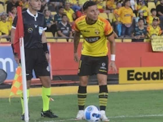 Imagen del artículo:Joao Rojas cree que Álex Cajas debió haber expulsado a un jugador de Deportivo Cuenca, por una dura entrada (VIDEO)