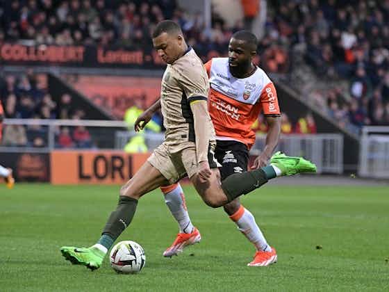 Image de l'article :Sin forzar, el PSG consiguió una victoria en Lorient y depende de Mónaco para ser campeón