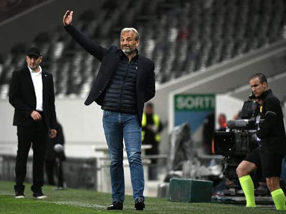 Article image:Niort threatens Congolese Federation with legal action over manager Sébastien Desabre