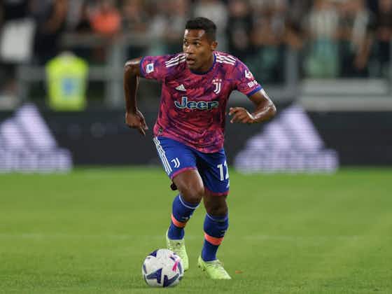Article image:Alex Sandro sheds light on his contract renewal situation at Juventus