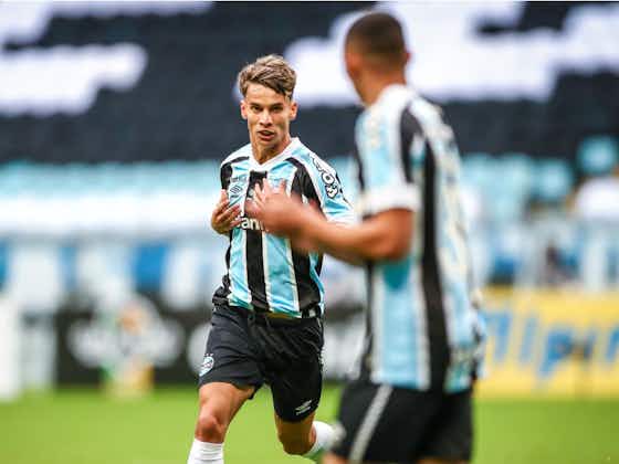 Imagem do artigo:Para Bolzan, “grande contratação” do ano do Grêmio foi a renovação de Ferreira