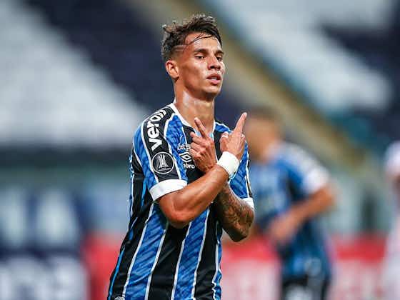 Imagem do artigo:Empresário nega interesse de clube europeu em Ferreira, do Grêmio