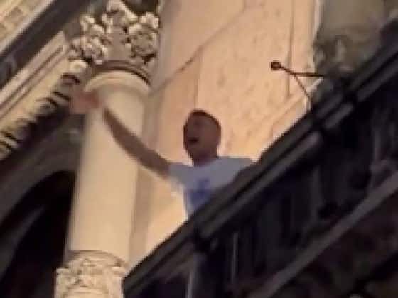 Immagine dell'articolo:Lautaro si lascia trascinare dai tifosi Inter: gli scappa il coro anti Milan in Duomo – VIDEO
