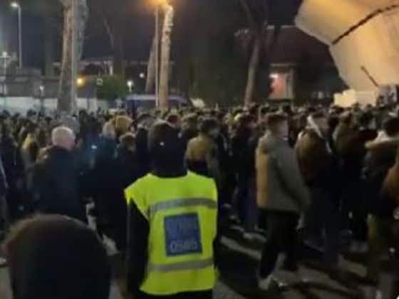 Article image:Lazio Juve, tifosi bianconeri in festa all’uscita dall’Olimpico – VIDEO